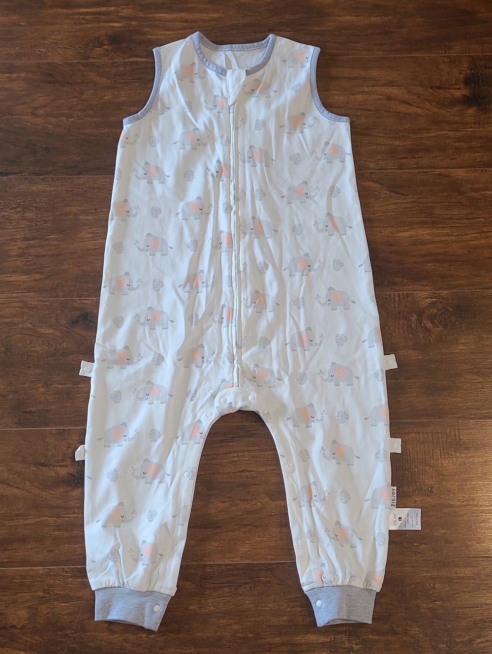Zig Joy Kids Sleeveless Sleep Sack Romper in White with Peach Elephant Print L